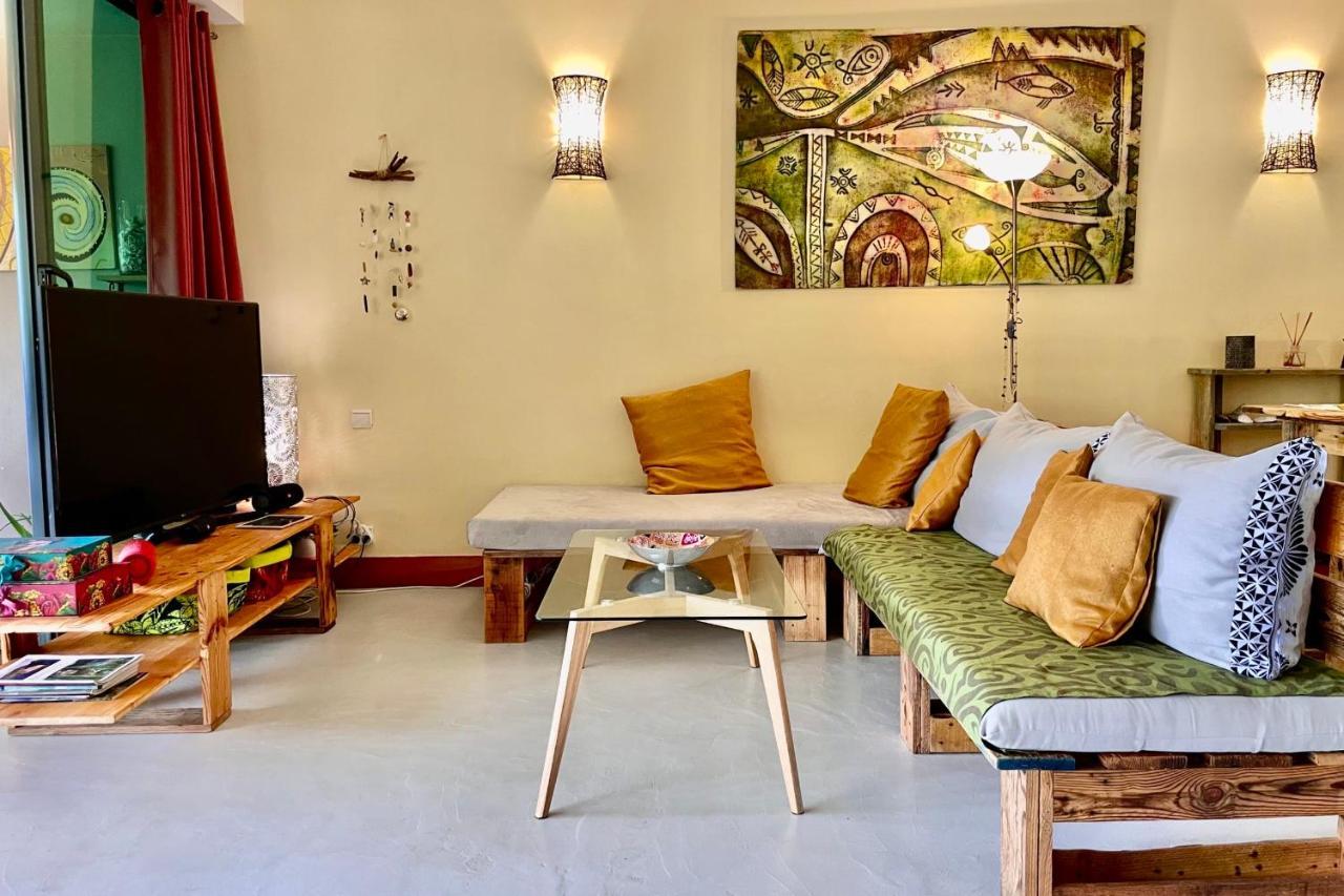 Vaiava Beach Carlton- Tahiti - Beachfront Luxury Residence & Pool - 4 Pers Punaauia  Bagian luar foto